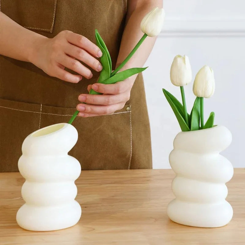 1PC Spiral White Vase